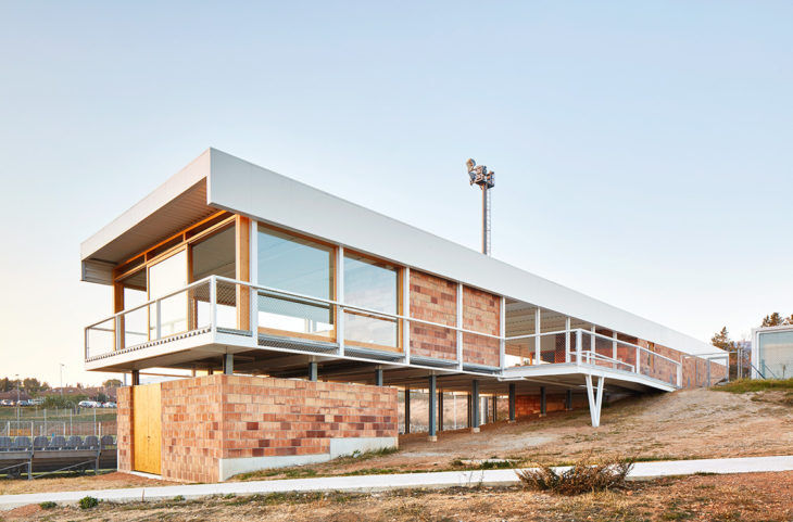 POLIESPORTIU MATADEPERA 08